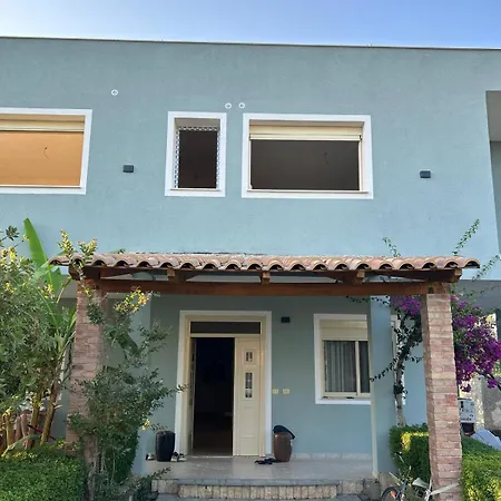 Marina Oasis Apartament Wlora