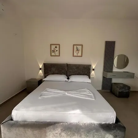 Marina Oasis Apartment Vlore